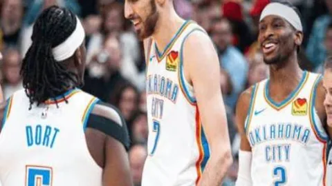 [焦点]BLG止步四强，系列赛关键表现引46人热议，282条回复交锋